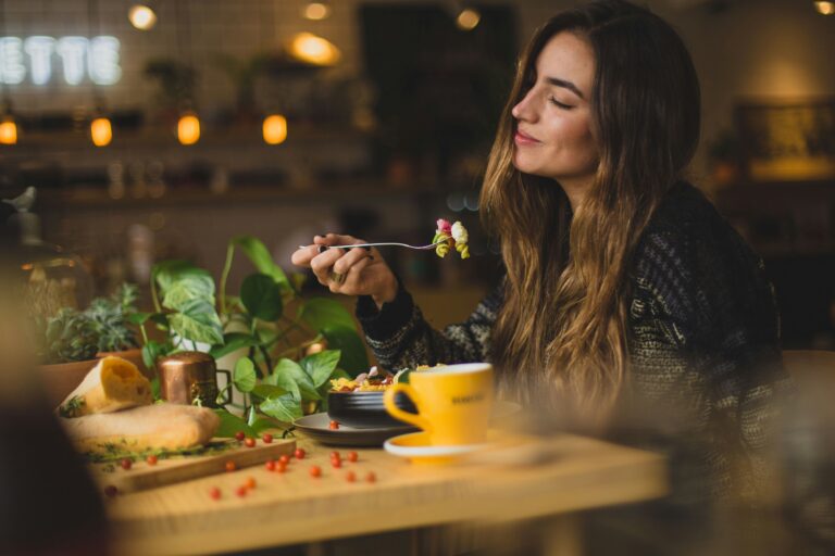 frau essen histaminintoleranz